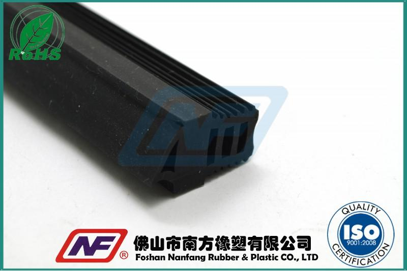 硅膠發(fā)泡板有什么樣的特點？